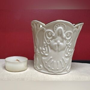 Lenox American by Design Merry Lights Porcelain Angel Votive with Gold Accents